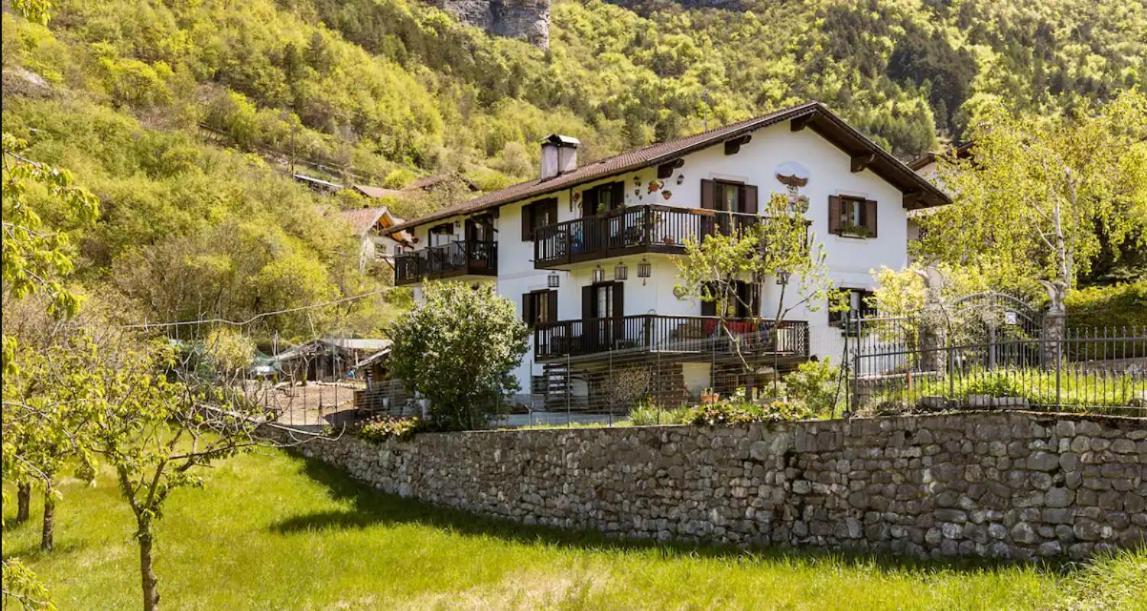 B&B Haus Senter Trambileno Zewnętrze zdjęcie